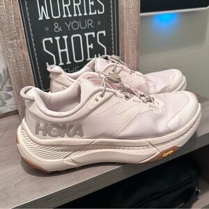 Hoka Transport